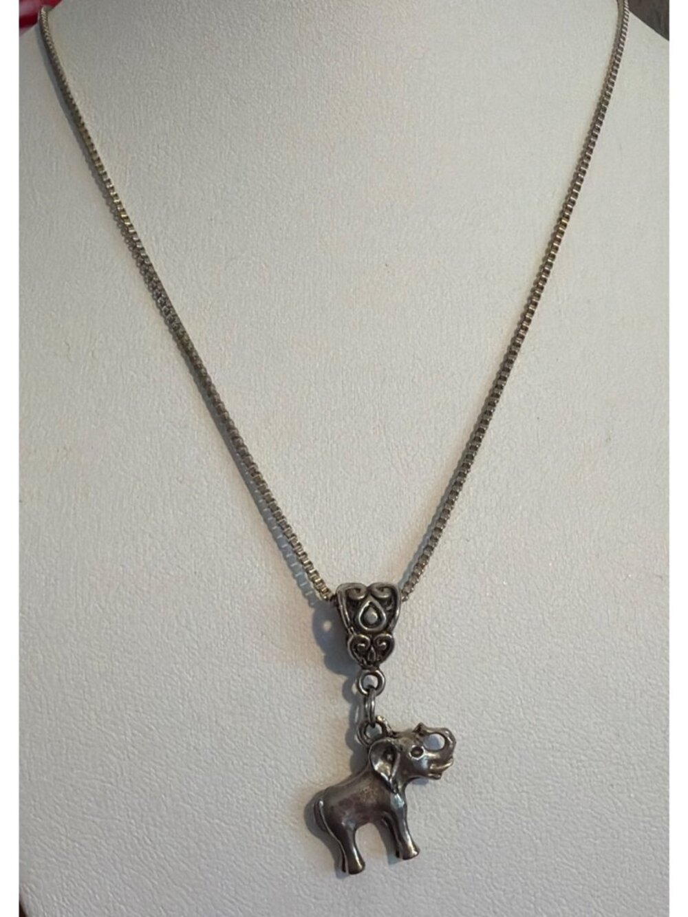 Sterling Silver Elephant Pendant Necklace Box Chain Ornate Bale Trunk Up 24"